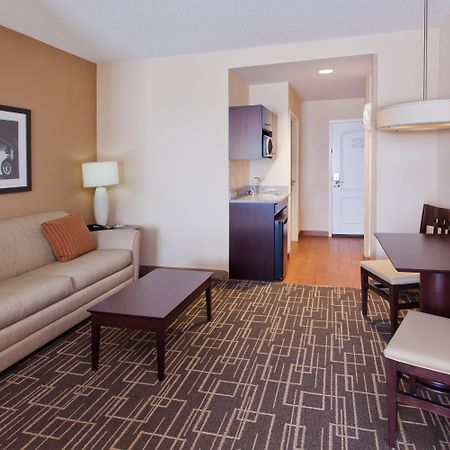 Holiday Inn Express Hotel & Suites Jackson Northeast By Ihg Exterior photo