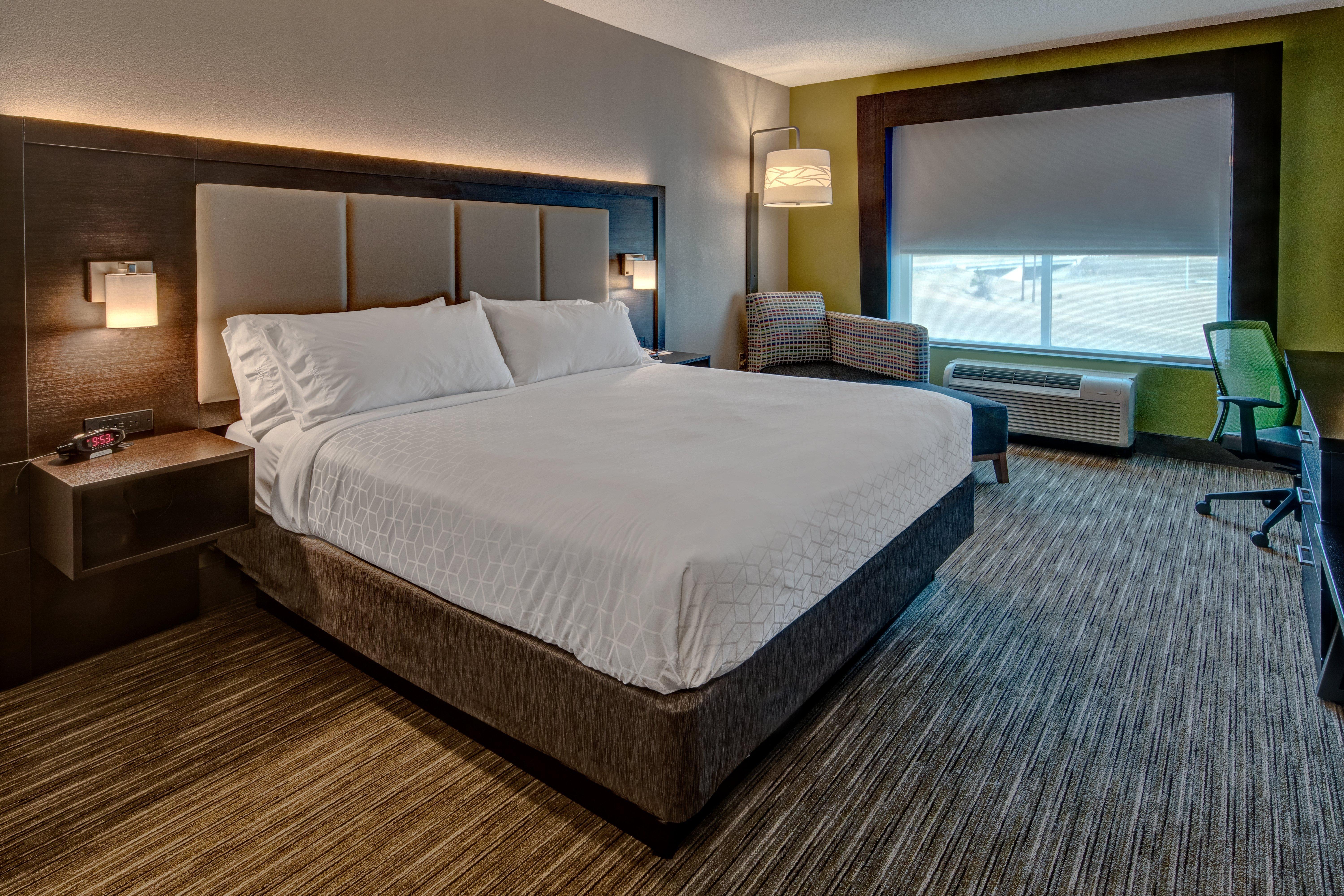 Holiday Inn Express Hotel & Suites Jackson Northeast By Ihg Exterior photo
